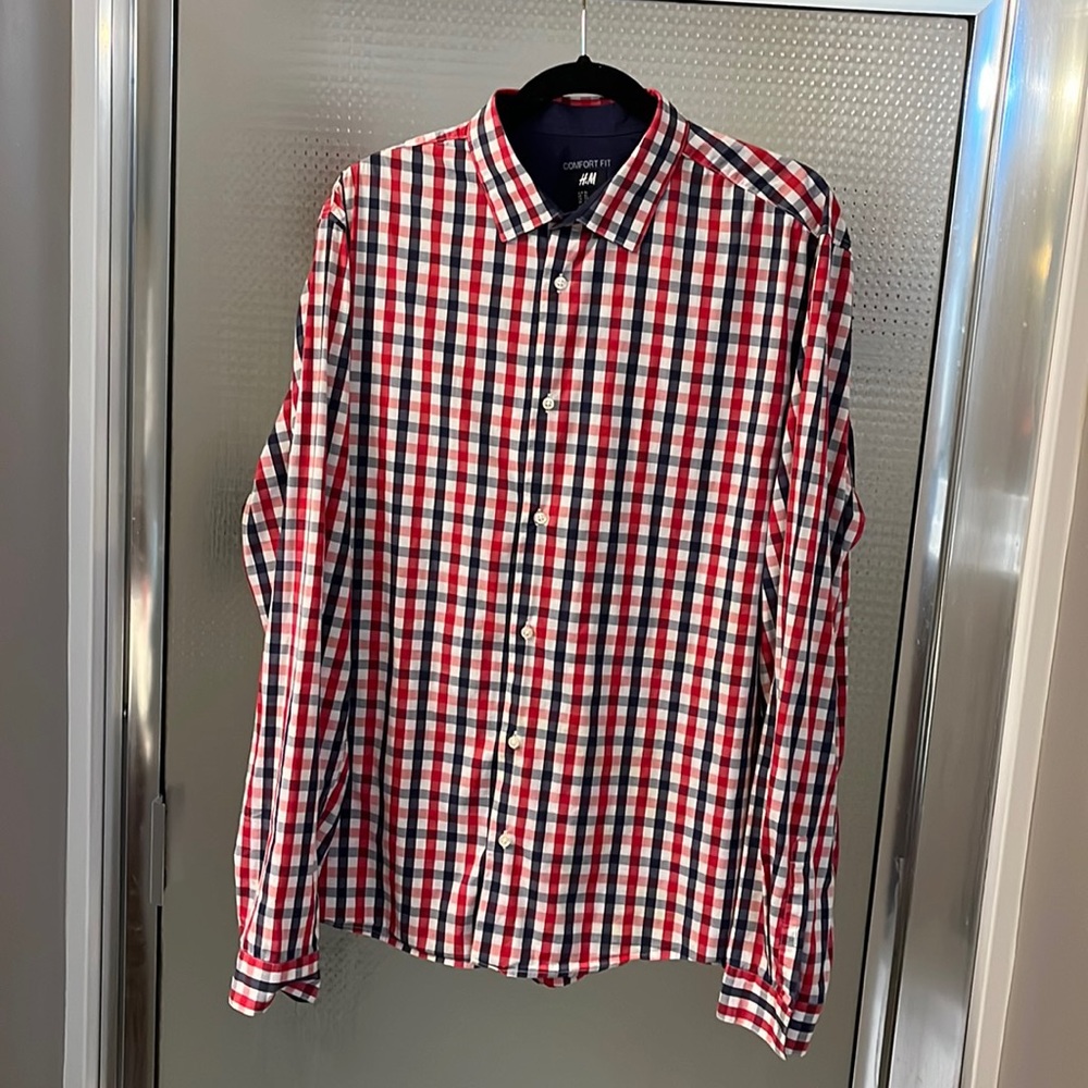 H&M red white and blue plaid 🇺🇸